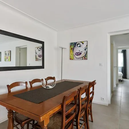 Modern Flat With Balcony Near Cannes In - Welkeys Apartment